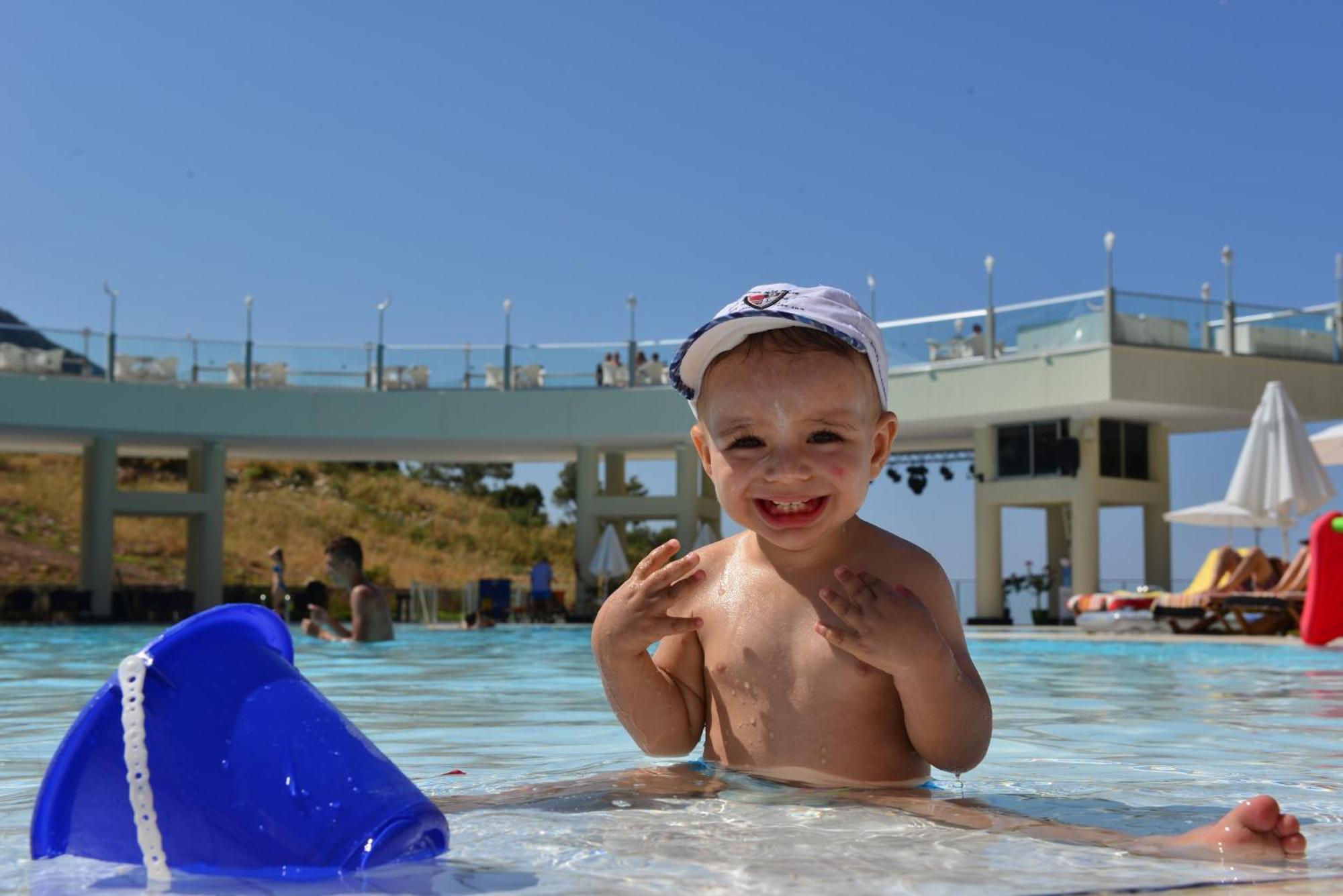 Orka Sunlife Resort Hotel And Aquapark Oludeniz Exterior photo